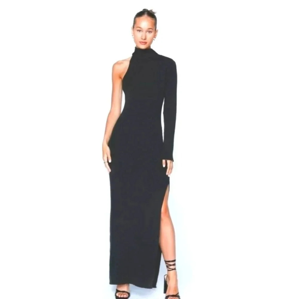 Black One Sleeve Bodycon Maxi Dress
